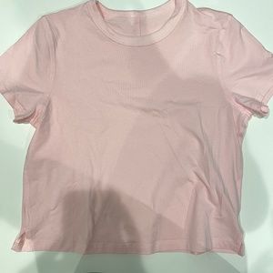 LULULEMON SEMI-CROP TEE PINK SIZE 4